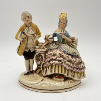 купить Статуэтка "Галантная сцена", фарфор, роспись, 1970-1990 гг.