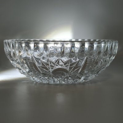 купить Конфетница (салатник), декорированная геометрическим орнаментом, хрусталь, алмазная грань, СССР, 1970-1990 гг.