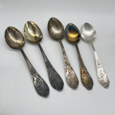 купить Набор из 3 столовых и 2 десертных ложек, мельхиор (медь-никель), СССР, 1970 г.