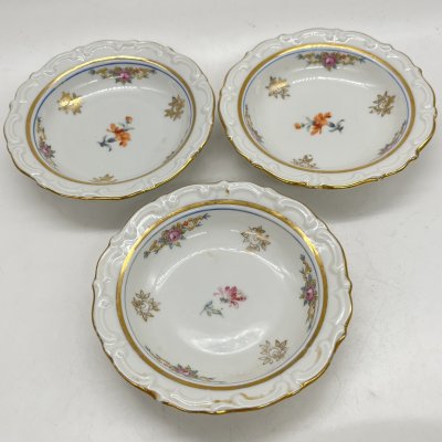 купить Набор из 3 розеток с цветочным декором и фигурным краем, фарфор, золочение, деколь, Kahla, ГДР, 1960-1980 гг.