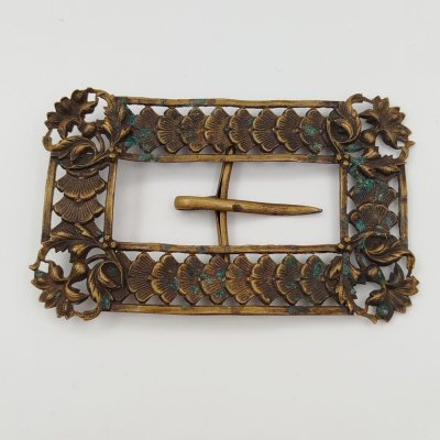 купить Пряжка женская поясная прямоугольной формы с растительным декором, металл, штамповка, Российская империя, 1890-1915 гг.