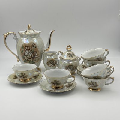 купить Сервиз кофейный с декором в виде роз на 6 персон (15 предметов), фарфор, деколь, люстр, золочение, Chodziez, Польша, 1964-1991 гг.