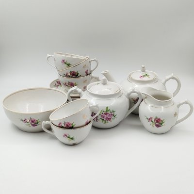 купить Сервиз чайный на 5 персон, украшенный цветочным декором, фарфор, деколь, золочение, Дулевский фарфоровый завод (Дулёво), СССР, 1958 г.
