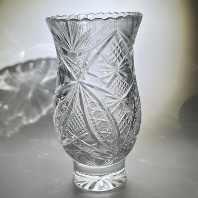 купить Вазочка миниатюрная с геометрическим декором, хрусталь, пресс, алмазная грань, СССР, 1970-1990 гг.