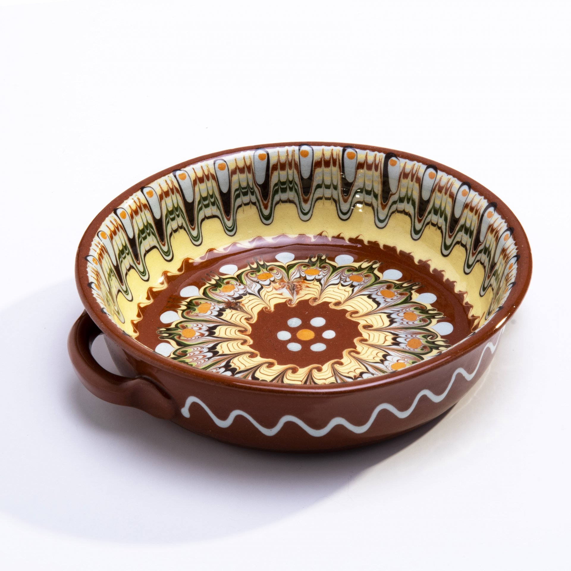 Блюдо декорированное цветными глазурями, обливная керамика, Россия ...