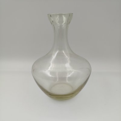 купить Графин (штоф) желтого оттенка, стекло, СССР, 1970-1990 гг.