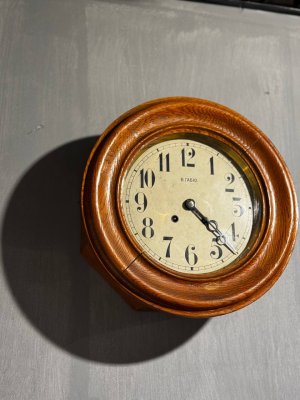 купить Часы "Шайба", фирма W. Gabus (В. Габю), для рынка Российской империи (с ключом), дерево, металл, стекло, Германия, 1890-1900 гг.