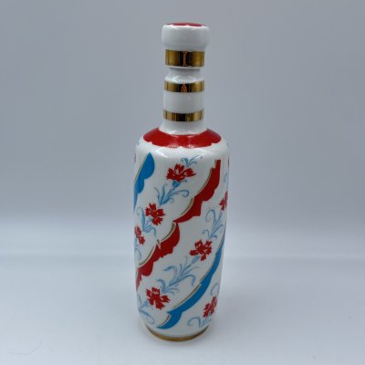 купить Штоф "Гвоздика", автор формы А.Н. Семенова, автор росписи К.Г. Косенкова, фарфор, деколь, золочение, Ленинградский фарфоровый завод (ЛФЗ), СССР, 1970-1991 гг.