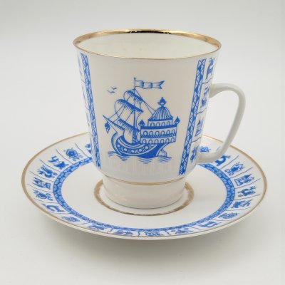 купить Пара кофейная "Каравелла", фарфор, деколь, золочение, Ленинградский фарфоровый завод (ЛФЗ), СССР, 1970-1992 гг.