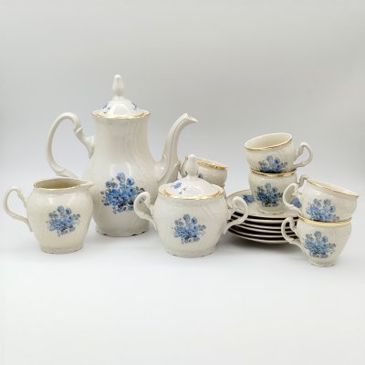 купить Сервиз кофейный на 6 персон цвета слоновой кости с декором в виде голубых цветов (предметов), фарфор, деколь, золочение, Bernadotte, Чехословакия, 1960-1990 гг.