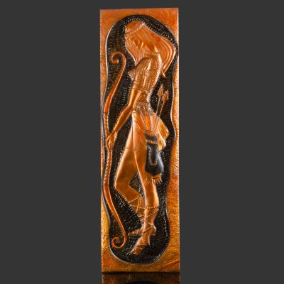 купить Панно настенное "Девушка с луком" ("Амазонка"), металл, чеканка, СССР, 1975-1990 гг.