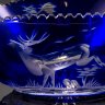 Купить Ваза (конфетница) с изображением охотничьих сцен, хрусталь, нацвет, кобальт, гранение, Германия, 1950-1970 гг.