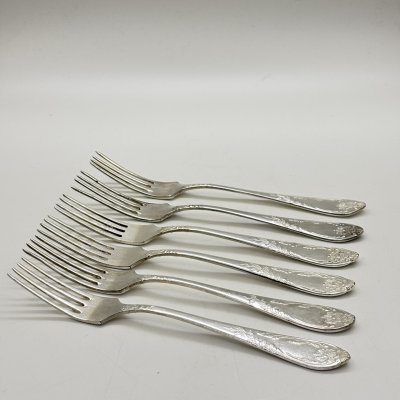 купить Набор из шести обеденных вилок с растительным декором, мНЦ (медь-никель-цинк), Вольнянский завод столовых приборов им. Шевченко (ЗiШ, ЗиШ), СССР, 1960-1980 гг.