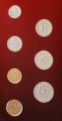 купить Годовой набор 2002 года ММД (7 монет в буклете ГОЗНАК: 1, 2, 5 рублей, 1, 5, 10, 50 копеек 2002)