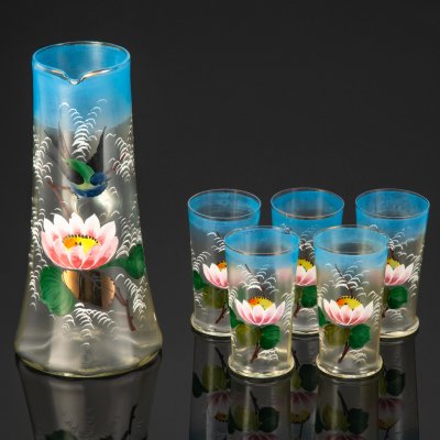 купить Набор для подачи прохладительных напитков на 5 персон (кувшин и 5 стаканов), украшенный цветами, стекло, роспись, золочение, Западная Европа, 1930-1950 гг.