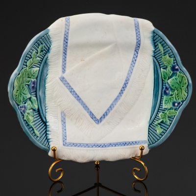 купить Блюдо (сухарница) "Рушник" в сине-зелёной гамме, фаянс, роспись, Конаковский фаянсовый завод им. М.И. Калинина (ЗиК Конаково), СССР, 1946-1950 гг.