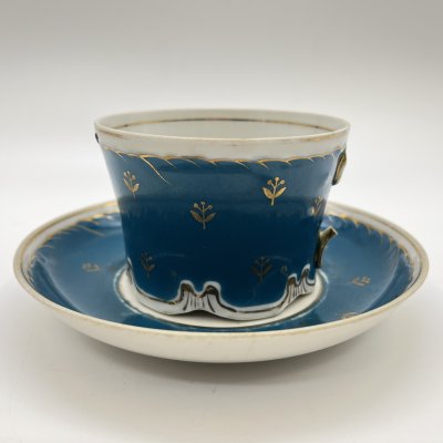 купить Пара чайная с цветочным декором, фарфор, крытье, золочение, Дмитровский фарфоровый завод (ДФЗ Вербилки), СССР, 1951-1954 гг.