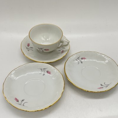 купить Набор из чайной пары и 2 блюдец с цветочным декором, фарфор, золочение, деколь, Moritz Zdekauer (MZ), Чехословакия, 1920-1950 гг.